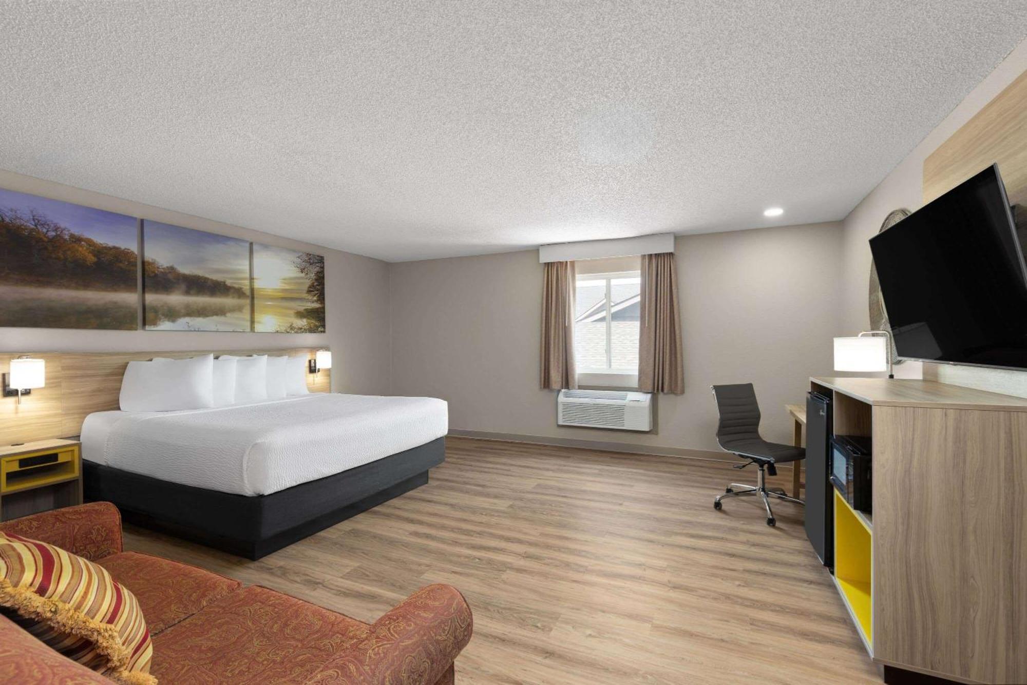 Days Inn By Wyndham Carthage Exterior foto